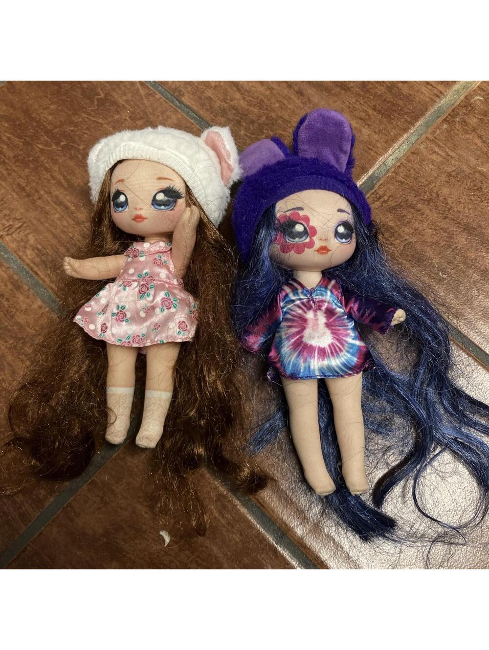 Lot of 2 Na! Na! Na! Surprise Dolls